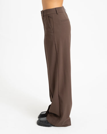TILTIL Sanne Pintuck Pantalon Bruin - Things I Like Things I Love