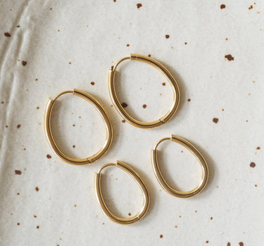 TILTIL Set of 2 Basic Oval Hoopy Gold - Things I Like Things I Love