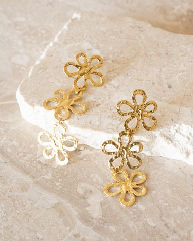 TILTIL Set of 2 Earrings Flower Long Gold - Things I Like Things I Love
