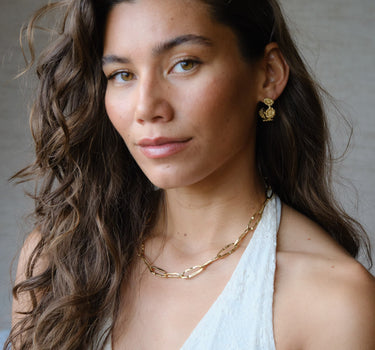 TILTIL Set of 2 Earrings Flowery Hoops Gold - Things I Like Things I Love