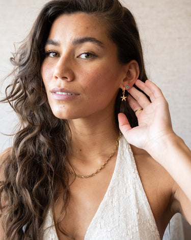 TILTIL Set Of 2 Earrings Gold Plated Hoop Seastar Gold - Things I Like Things I Love