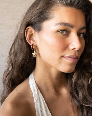TILTIL Set Of 2 Earrings Gold Plated Hoop Turtle - Things I Like Things I Love