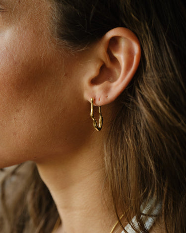 TILTIL SET OF 2 Earrings Set Wavy Gold - Things I Like Things I Love