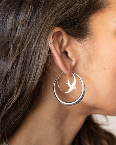 TILTIL Set of 2 Hoop Elegant Round Rhodium Silver - Things I Like Things I Love