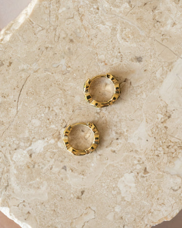 TILTIL Set of 2 Hoop Goldplated Olive Zircon - Things I Like Things I Love