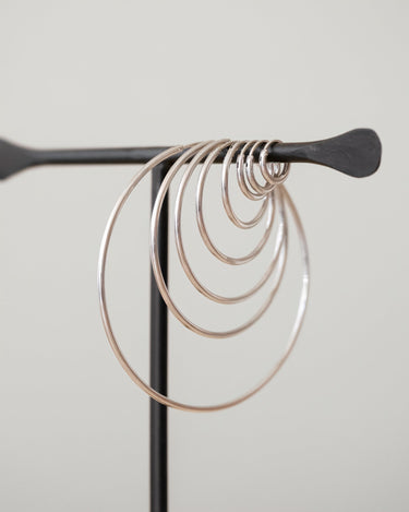 TILTIL Set van 2 Basic Hoop Earring Zilver - Things I Like Things I Love