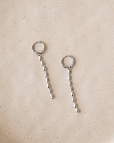TILTIL Set van 2 Beaded Chain Drop Earrings Zilver - Things I Like Things I Love