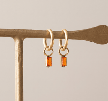 TILTIL Set van 2 Crystal Bar Zircon Earrings Oranje Goud - Things I Like Things I Love