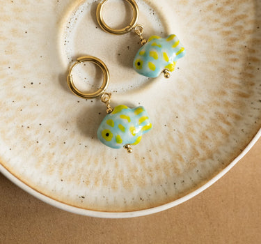 TILTIL Single Hoop Goldplated Fishy Bead - Things I Like Things I Love