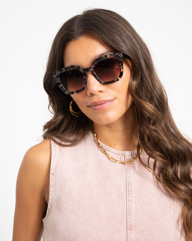 TILTIL Sunglasses Celine Brown - Things I Like Things I Love