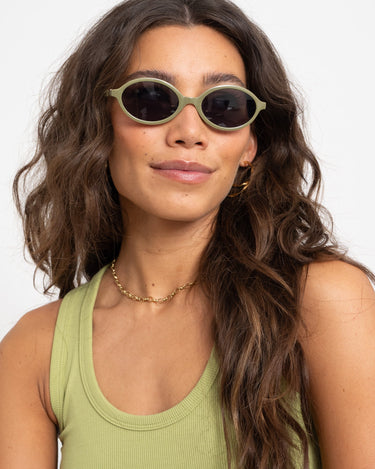 TILTIL Sunglasses Gigi Green - Things I Like Things I Love