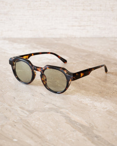 TILTIL Sunglasses Lumi Brown - Things I Like Things I Love