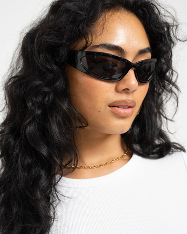 TILTIL Sunglasses Nox Zwart - Things I Like Things I Love