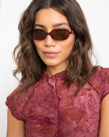 TILTIL Sunglasses Solace Red - Things I Like Things I Love