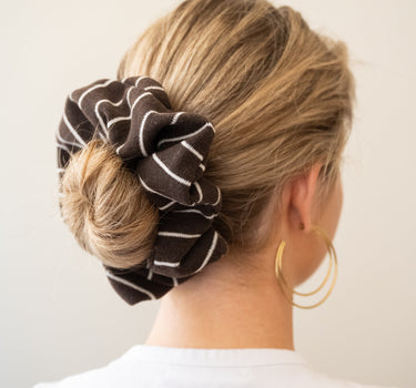 TILTIL Winnie Knitted Scrunchie Bruin - Things I Like Things I Love