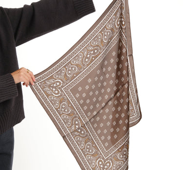 TILTIL Yara Scarf Satin Bruin - Things I Like Things I Love