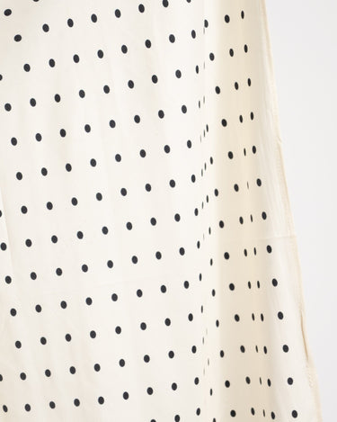 Triangle Scarf Polkadot Off White - Things I Like Things I Love