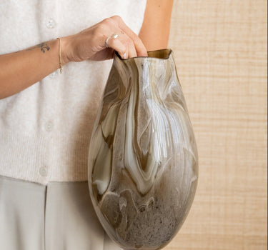 Vase Glass Jorien Taupe - Things I Like Things I Love