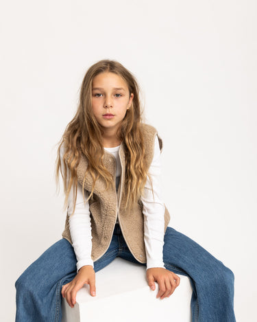 Vera Teddy Vest GIRLS Humus - Things I Like Things I Love