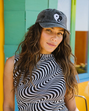 Washed Cap Black Ying Yang - Things I Like Things I Love