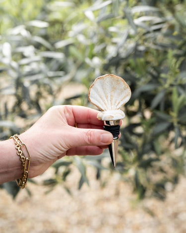 Wine Bottle Stopper Shell - Things I Like Things I Love