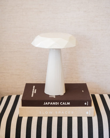 Wireless Table Lamp Blocco Beige - Things I Like Things I Love