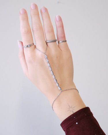 Zircon Tennis Hand Chain Zilver - Things I Like Things I Love