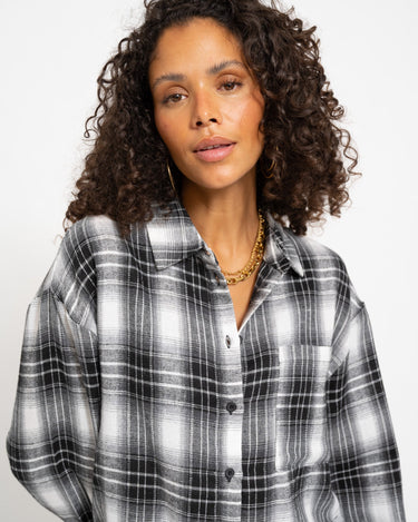 Zoe Check Shirt Black - Things I Like Things I Love