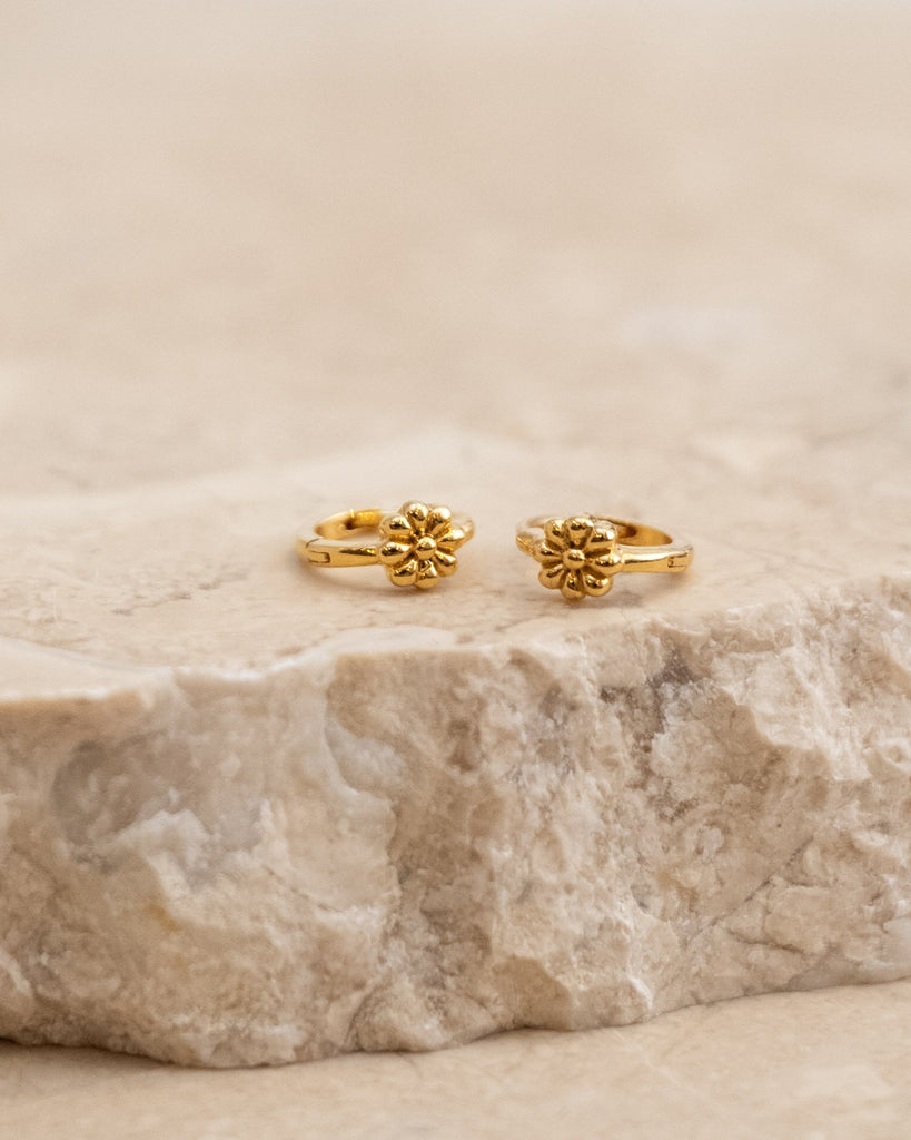 Goldfilled Earrings Tiny Flower Click - Things I Like Things I Love