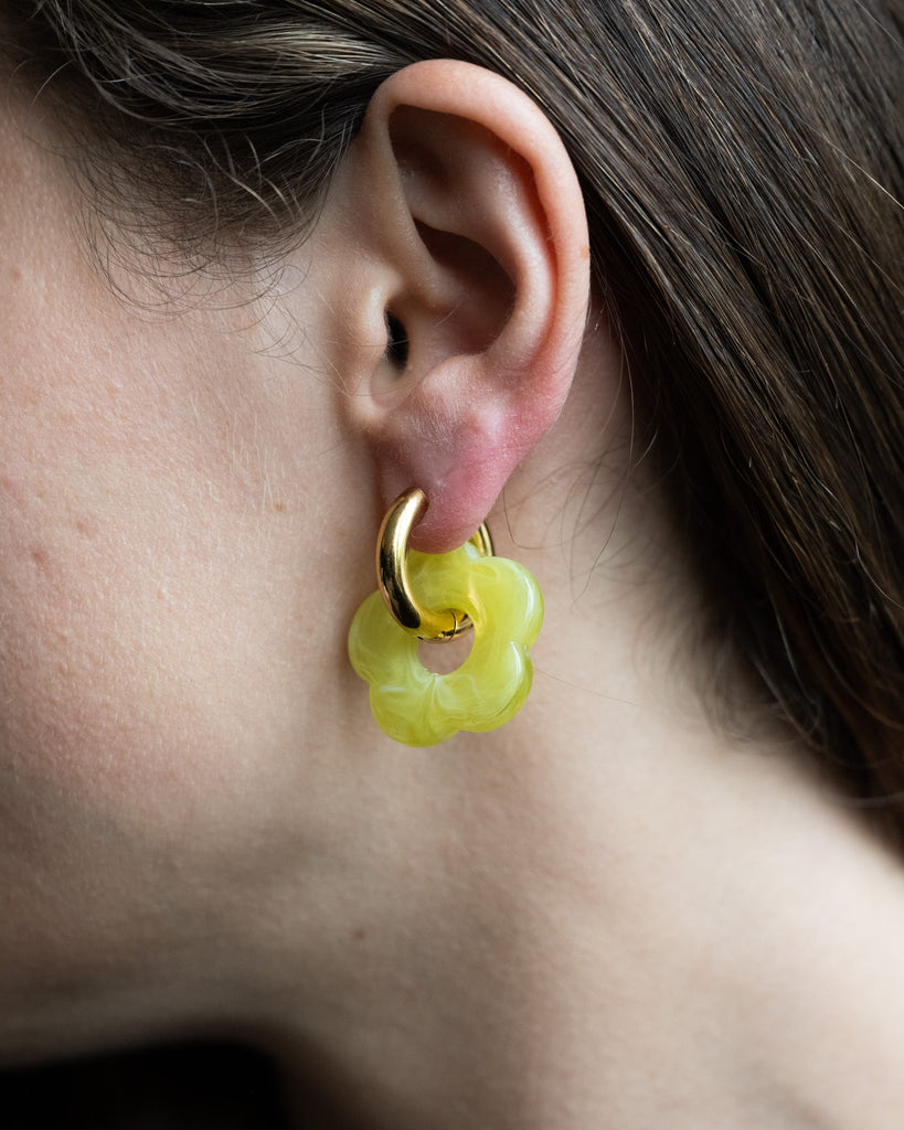 SET OF 2 - Statement Earrings Flower Limelight - Things I Like Things I Love