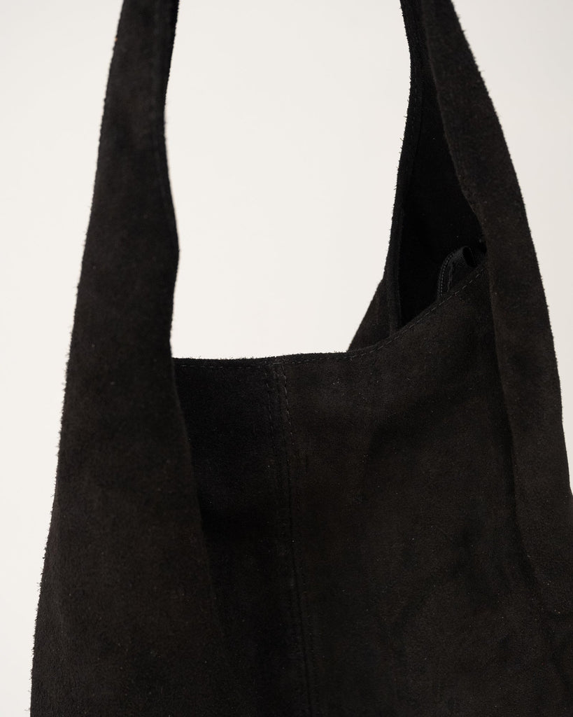 TILTIL Loreen Suede Bag Black - Things I Like Things I Love