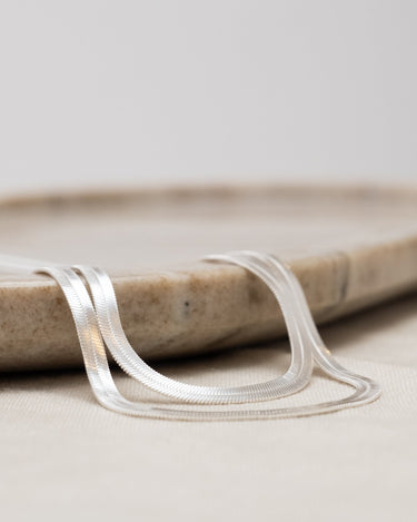 TILTIL Sisi Flat Snake Necklace Silver - Things I Like Things I Love